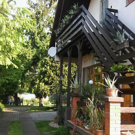 Agave Apartman Velence Eksteriør bilde